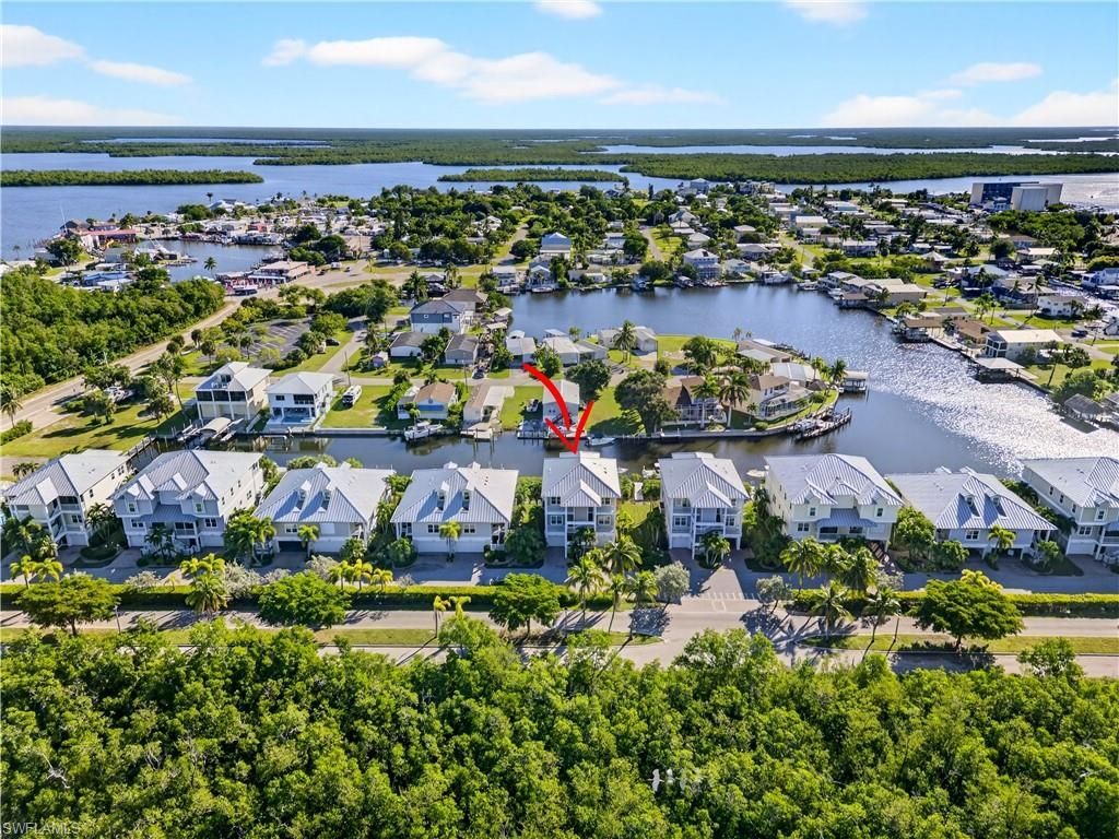 322 Angler Dr, Unit 502, Goodland, FL 34140 Photo