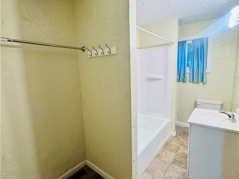 774 N Kennebec Avenue, McConnelsville, OH 43756 Photo 14