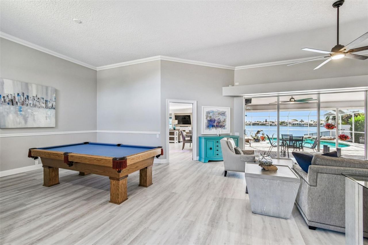 4918 E Longboat Boulevard, Tampa, FL 33615 Photo