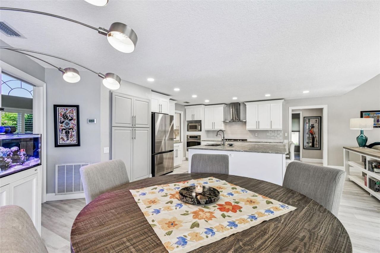 4918 E Longboat Boulevard, Tampa, FL 33615 Photo