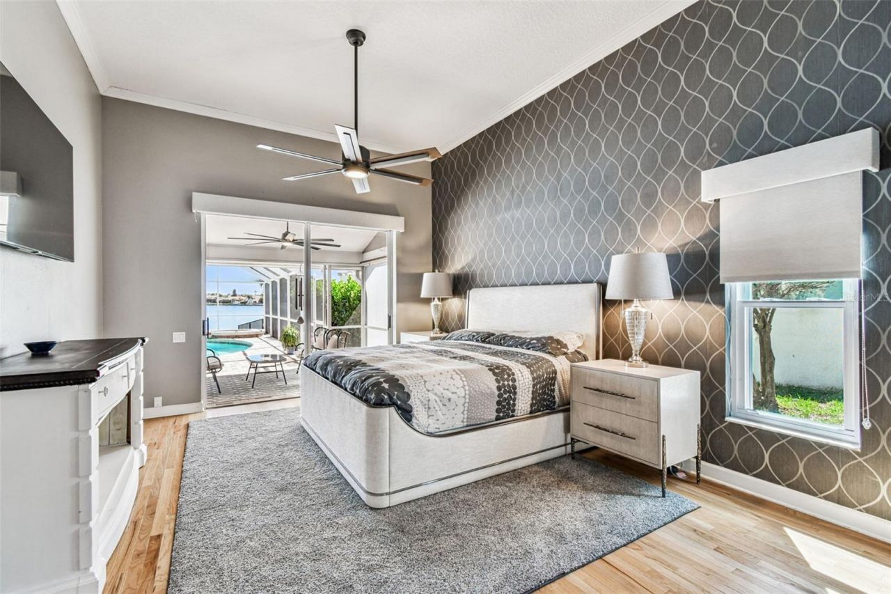 4918 E Longboat Boulevard, Tampa, FL 33615 Photo