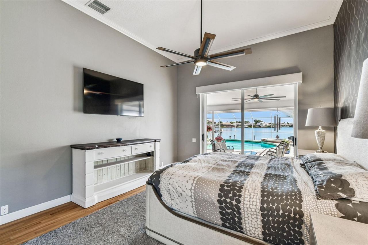 4918 E Longboat Boulevard, Tampa, FL 33615 Photo