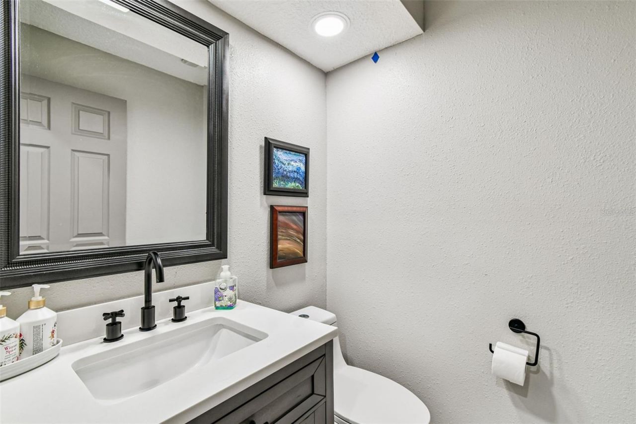 4918 E Longboat Boulevard, Tampa, FL 33615 Photo