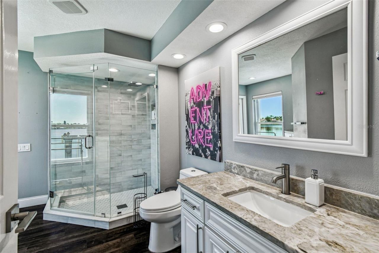 4918 E Longboat Boulevard, Tampa, FL 33615 Photo