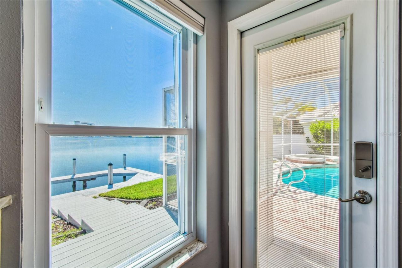 4918 E Longboat Boulevard, Tampa, FL 33615 Photo