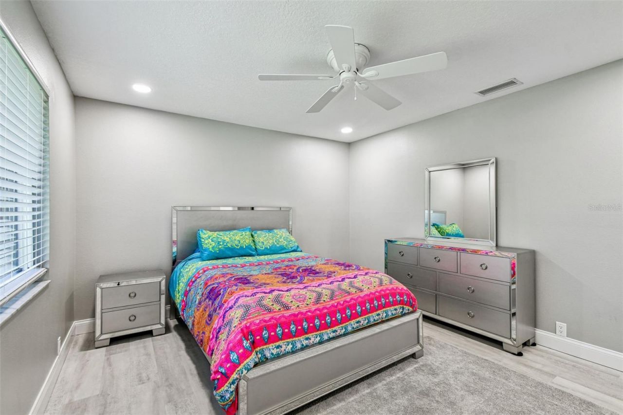 4918 E Longboat Boulevard, Tampa, FL 33615 Photo