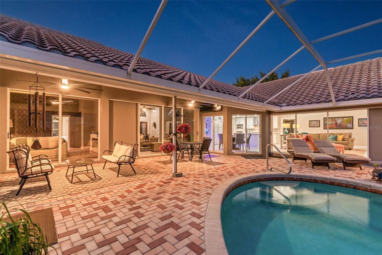 4918 E Longboat Boulevard, Tampa, FL 33615 Photo