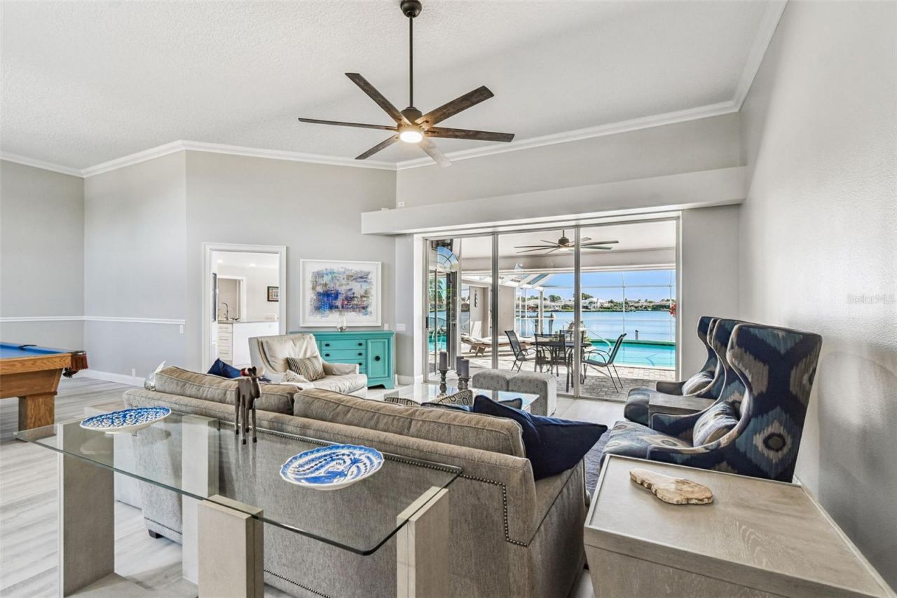 4918 E Longboat Boulevard, Tampa, FL 33615 Photo