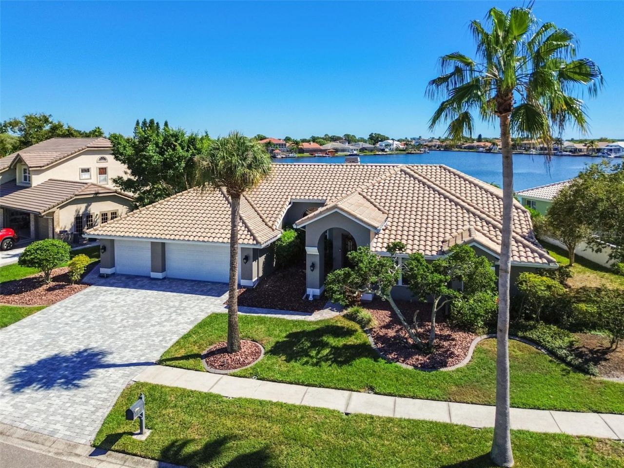 4918 E Longboat Boulevard, Tampa, FL 33615 Photo