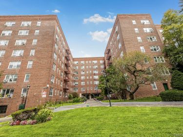 480 Riverdale Avenue, Unit 7L, Yonkers, NY 10705