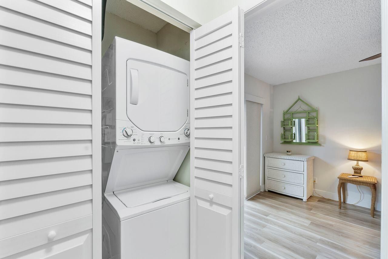 2654 NW 7th Court, Unit B, Delray Beach, FL 33445 Photo