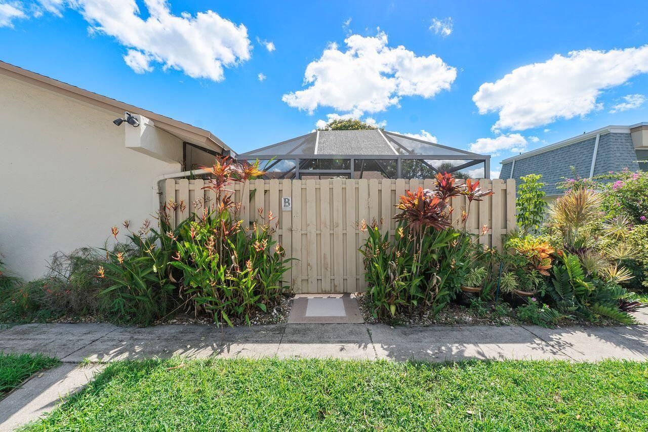 2654 NW 7th Court, Unit B, Delray Beach, FL 33445 Photo