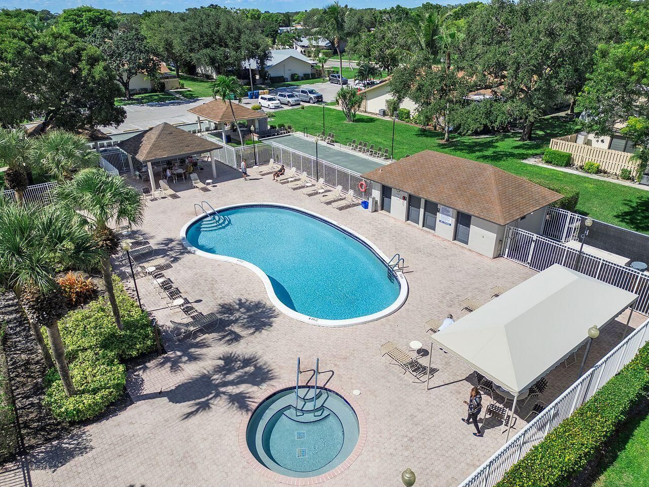 2654 NW 7th Court, Unit B, Delray Beach, FL 33445 Photo