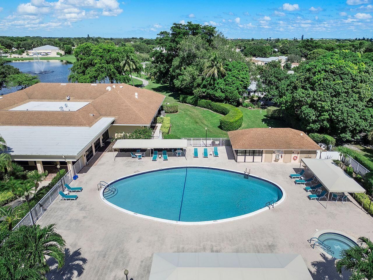 2654 NW 7th Court, Unit B, Delray Beach, FL 33445 Photo