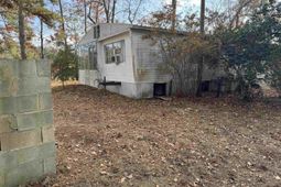 1403 Westshore  photo 4