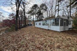 1403 Westshore  photo 4