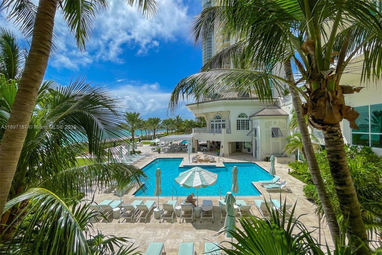 16047 Collins Ave, Unit 3204, Sunny Isles Beach, FL 33160 Photo