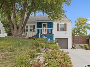 5102 Poppleton Avenue, Omaha, NE 68106