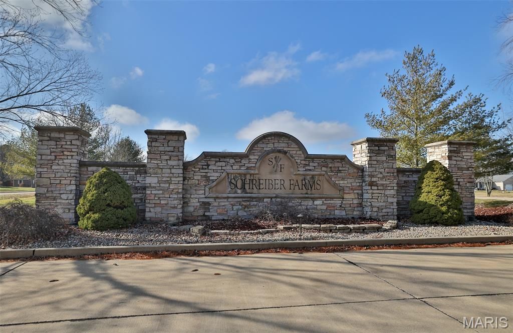 107 Gabrielle Circle, Bethalto, IL 62010 Main Photo