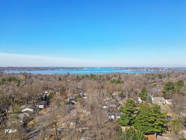 1130 Griffin Avenue, Mahtomedi, MN 55115