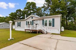 1040 Palm Dr. photo 4