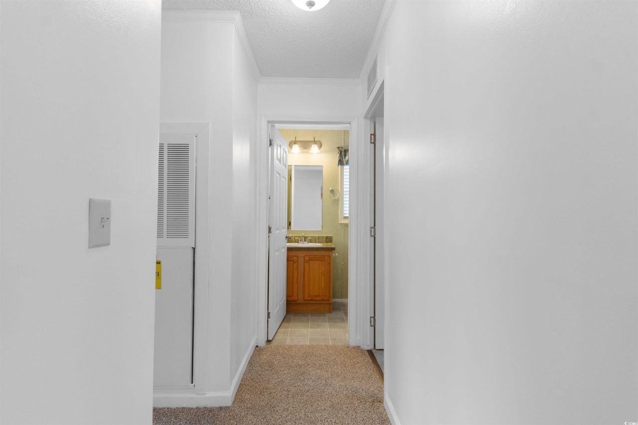 1040 Palm Dr. Photo 21