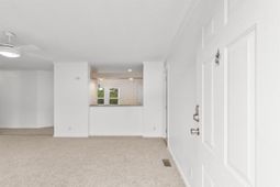 1040 Palm Dr. photo 4