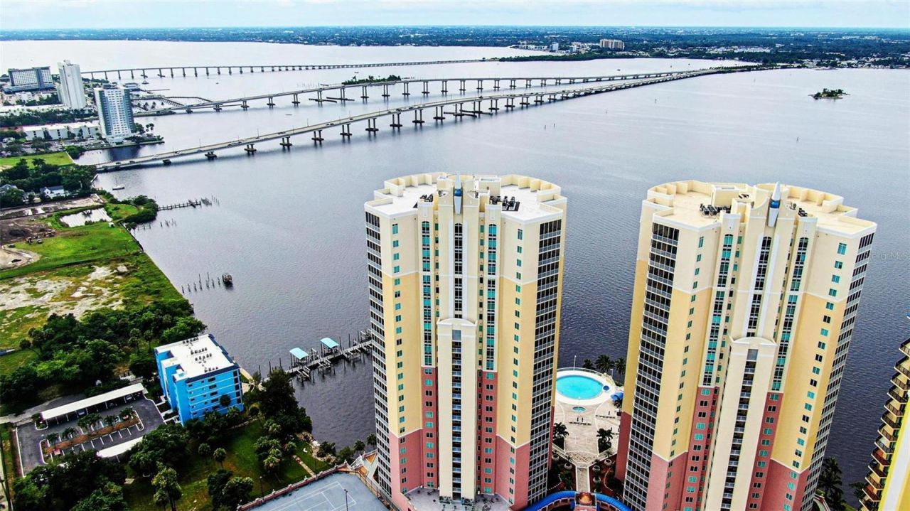 2743 1st Street, Unit 406, Fort Myers, FL 33916 Photo