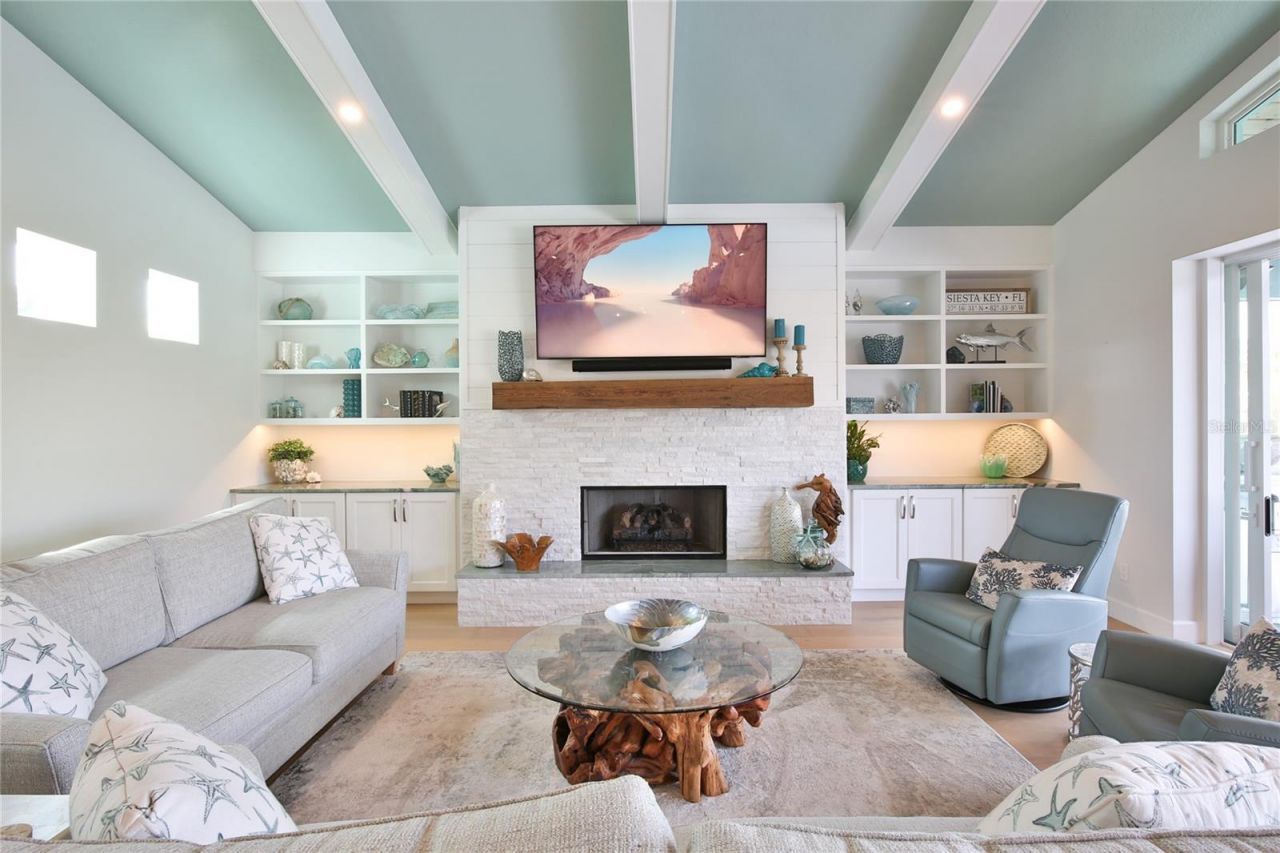 262 Island Circle, Sarasota, FL 34242 Photo