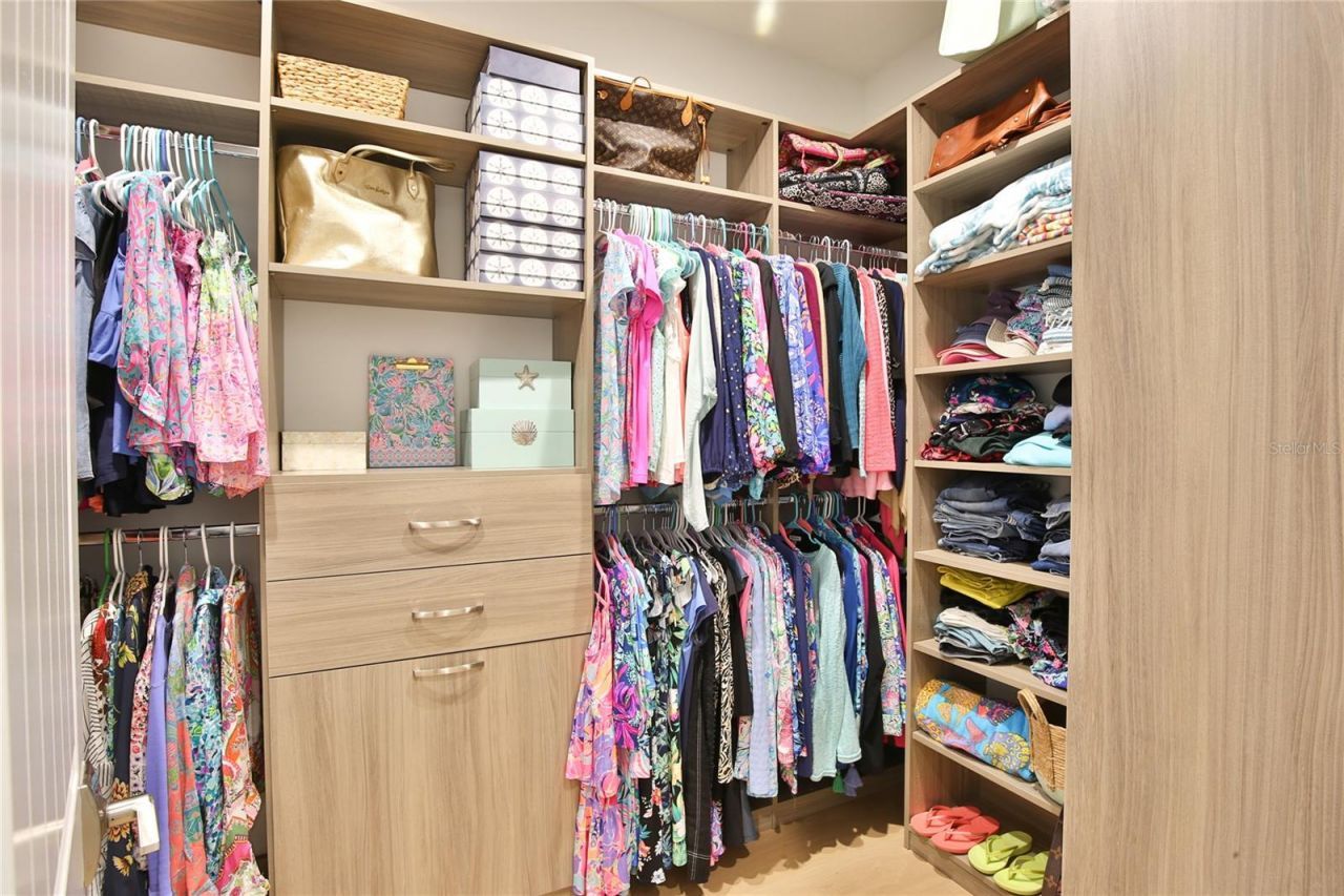 262 Island Circle, Sarasota, FL 34242 Photo