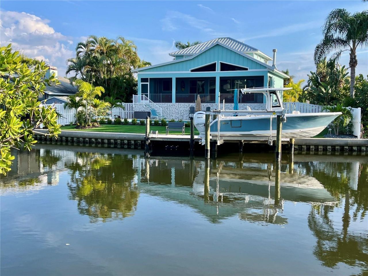 262 Island Circle, Sarasota, FL 34242 Photo