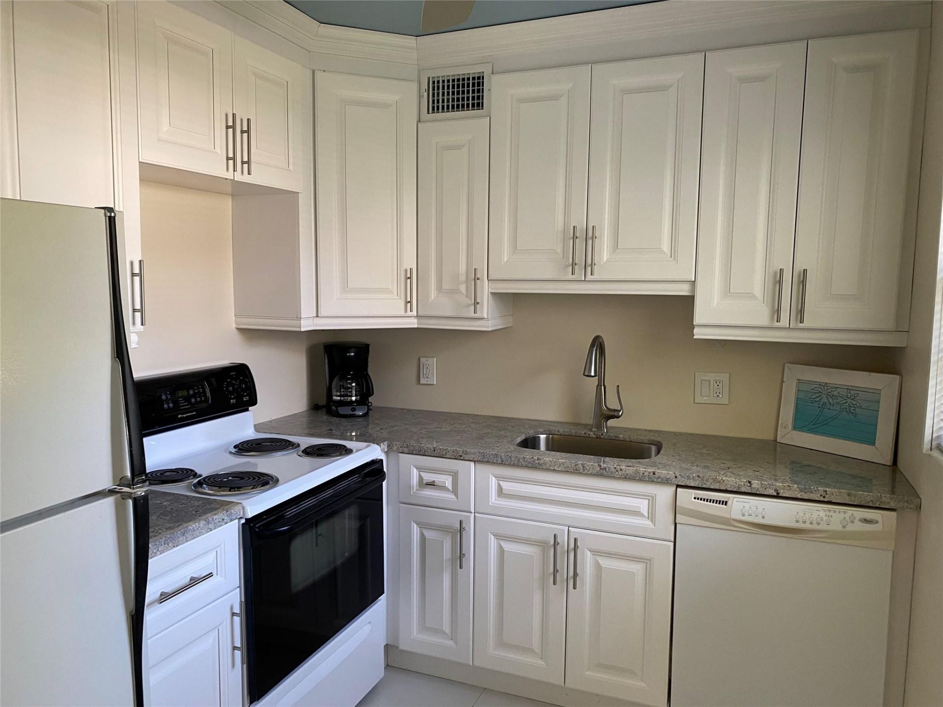 209 Ventnor M, Unit 209, Deerfield Beach, FL 33442 Photo