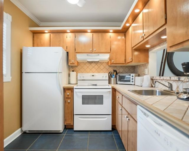 4331 NW 16th Street, Unit 107, Fort Lauderdale, FL 33313 Photo