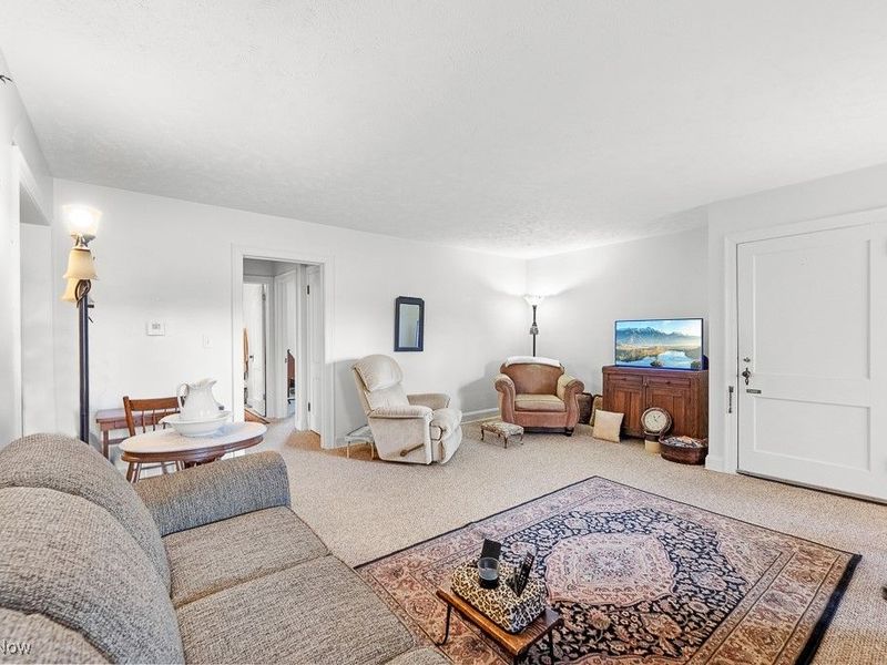 203 Glamorgan Street, Alliance, OH 44601 Photo 13