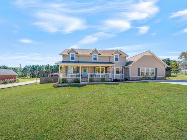 226 Slaterock Road, Hazel Green, AL 35750
