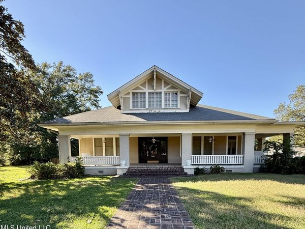 123 Grand Avenue, Yazoo City, MS 39194