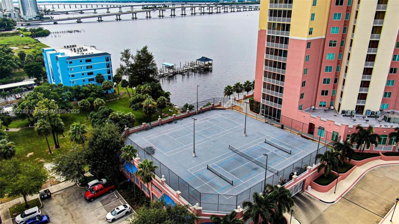 2743 1st Street, Unit 406, Fort Myers, FL 33916 Photo