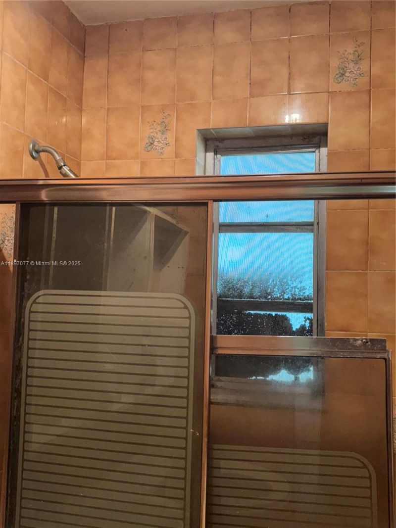 6261 SW 6th St, Miami, FL 33144 Photo