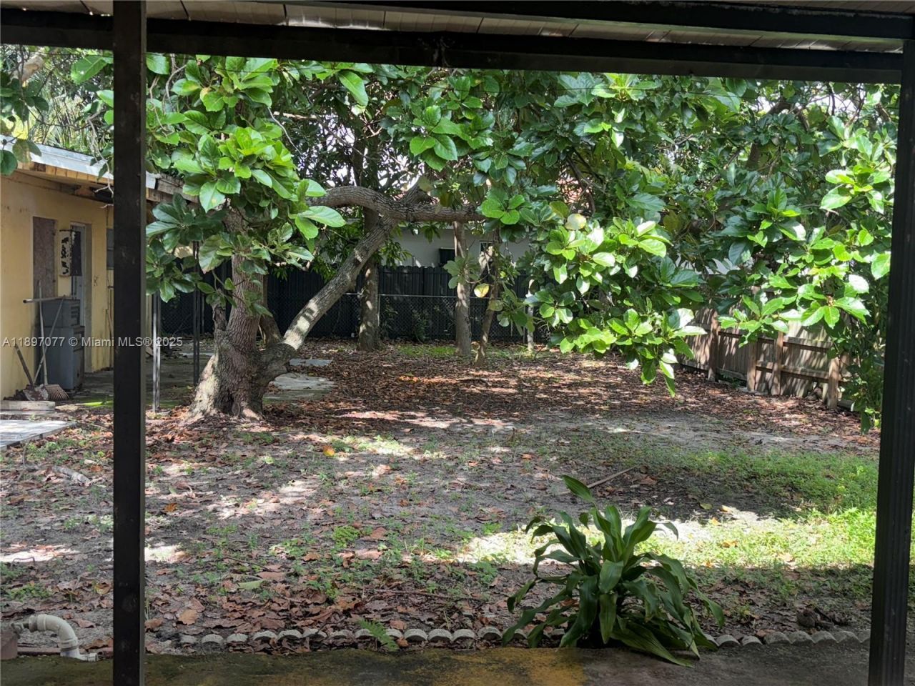 6261 SW 6th St, Miami, FL 33144 Photo