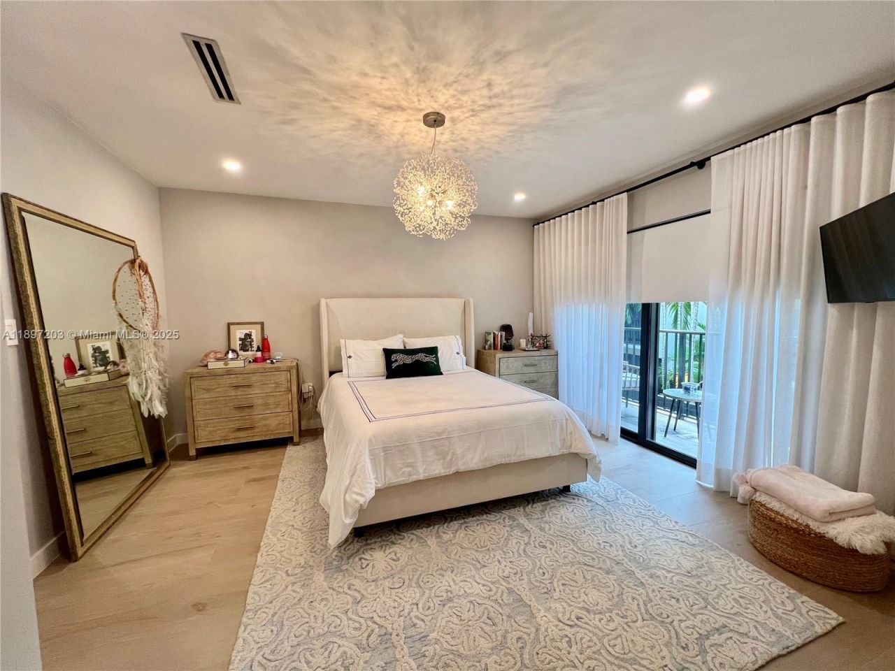 3220 W Trade Ave, Unit III2, Miami, FL 33133 Photo