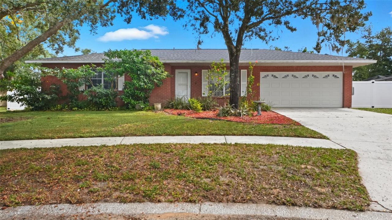 1404 Shadow Creek Place, Brandon, FL 33510 Main Photo