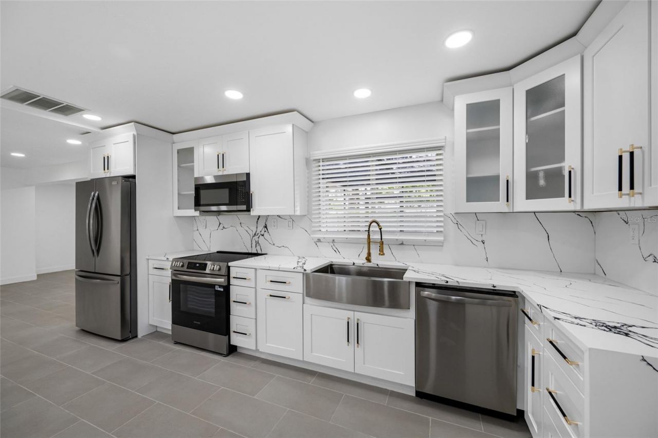 3141 Alta Vista Street, Sarasota, FL 34237 Photo