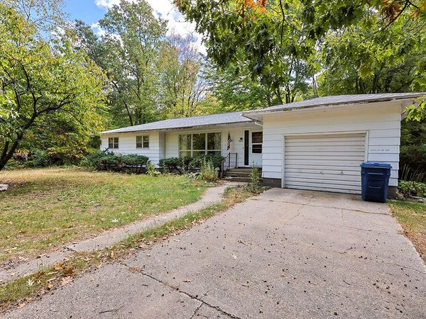 2763 Pontaluna Road, Fruitport, MI 49415