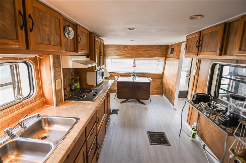 8628 Firwood Dr, Estero, FL 33928 Photo