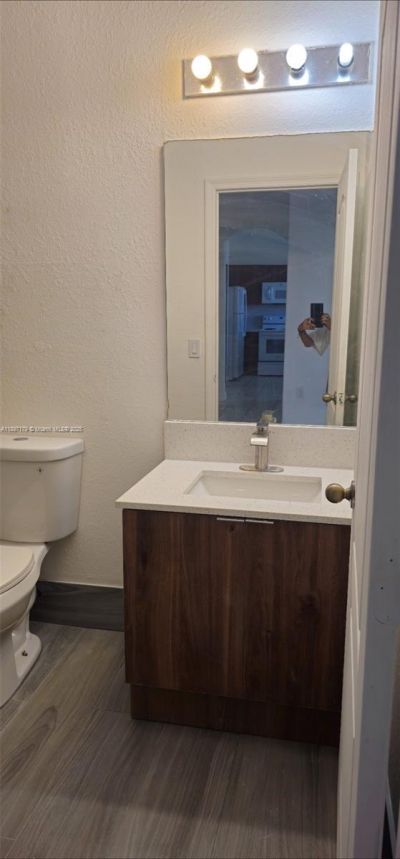 2551 SE 16th Ter, Unit 202, Homestead, FL 33035 Photo