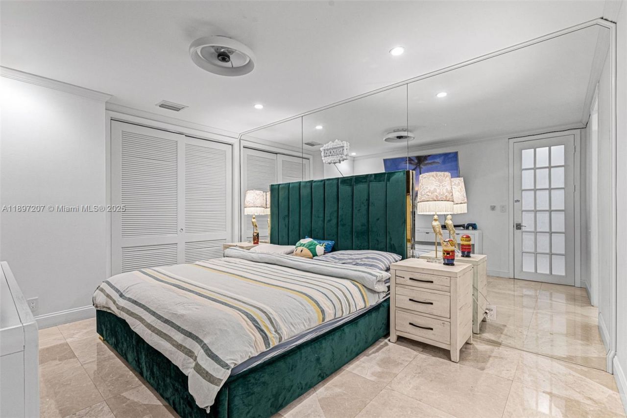 6124 Paradise Point Dr, Unit 6124, Palmetto Bay, FL 33157 Photo