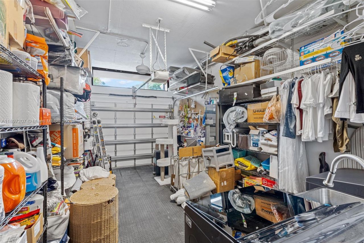 6124 Paradise Point Dr, Unit 6124, Palmetto Bay, FL 33157 Photo