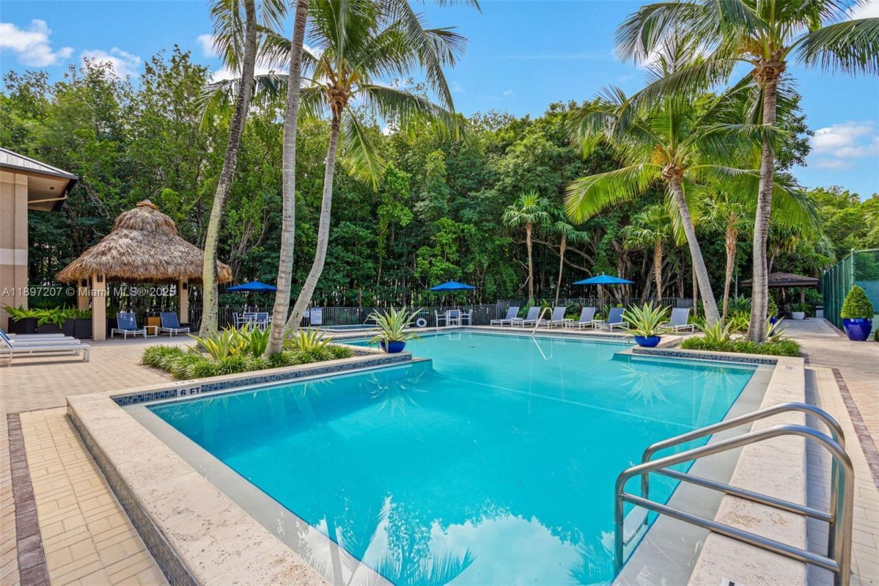 6124 Paradise Point Dr, Unit 6124, Palmetto Bay, FL 33157 Photo