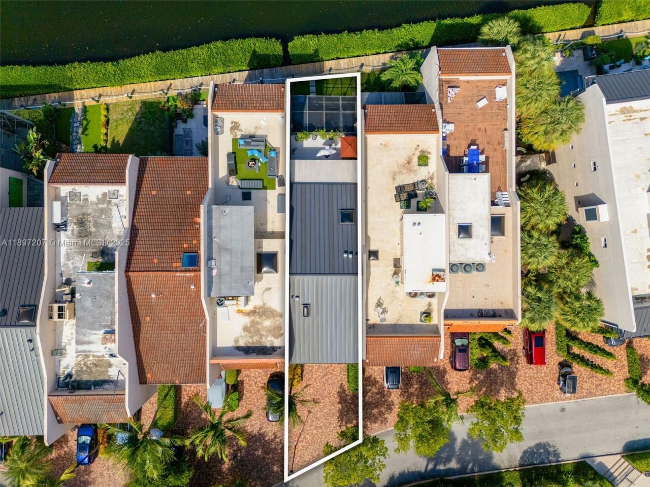 6124 Paradise Point Dr, Unit 6124, Palmetto Bay, FL 33157 Photo