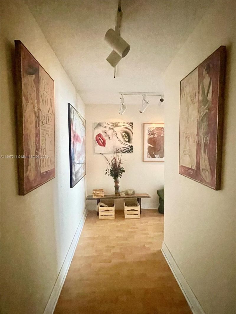 2750 NE 183rd St, Unit 2308, Aventura, FL 33160 Photo